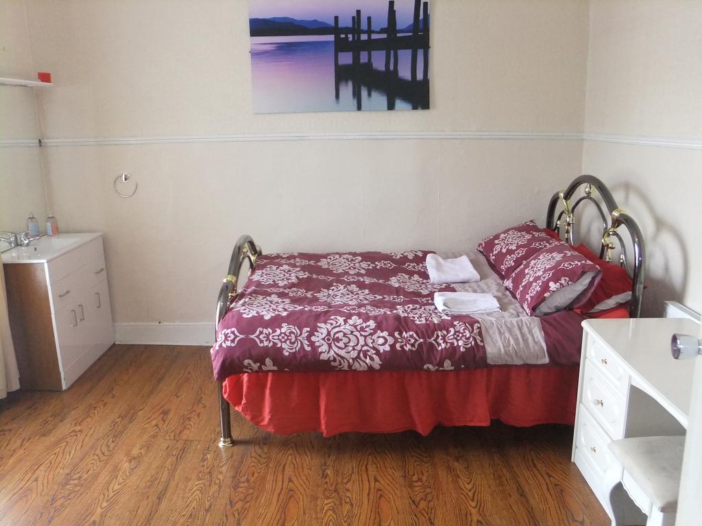 Heavenly Nights Guest House Sheffield Buitenkant foto