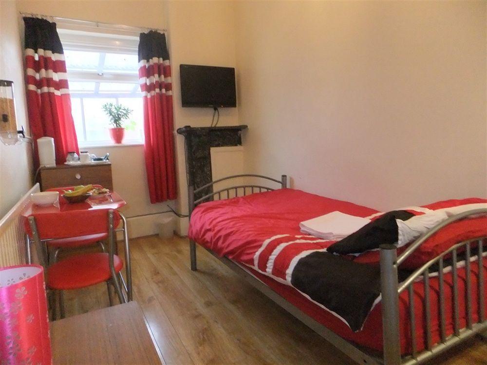 Heavenly Nights Guest House Sheffield Buitenkant foto