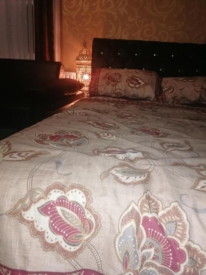 Heavenly Nights Guest House Sheffield Buitenkant foto